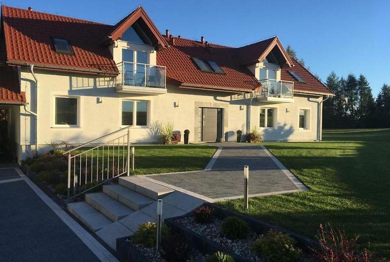 Villa Sadula - Apartamenty Na Mazurach スタレ・サディ エクステリア 写真